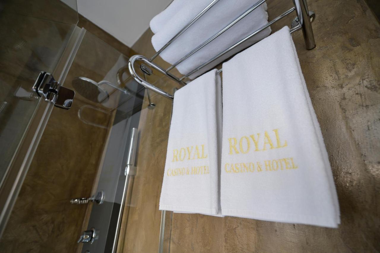 Royal Casino & Hotel Batoumi Extérieur photo