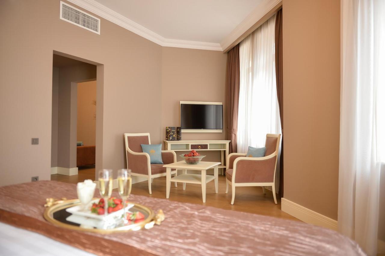 Royal Casino & Hotel Batoumi Extérieur photo