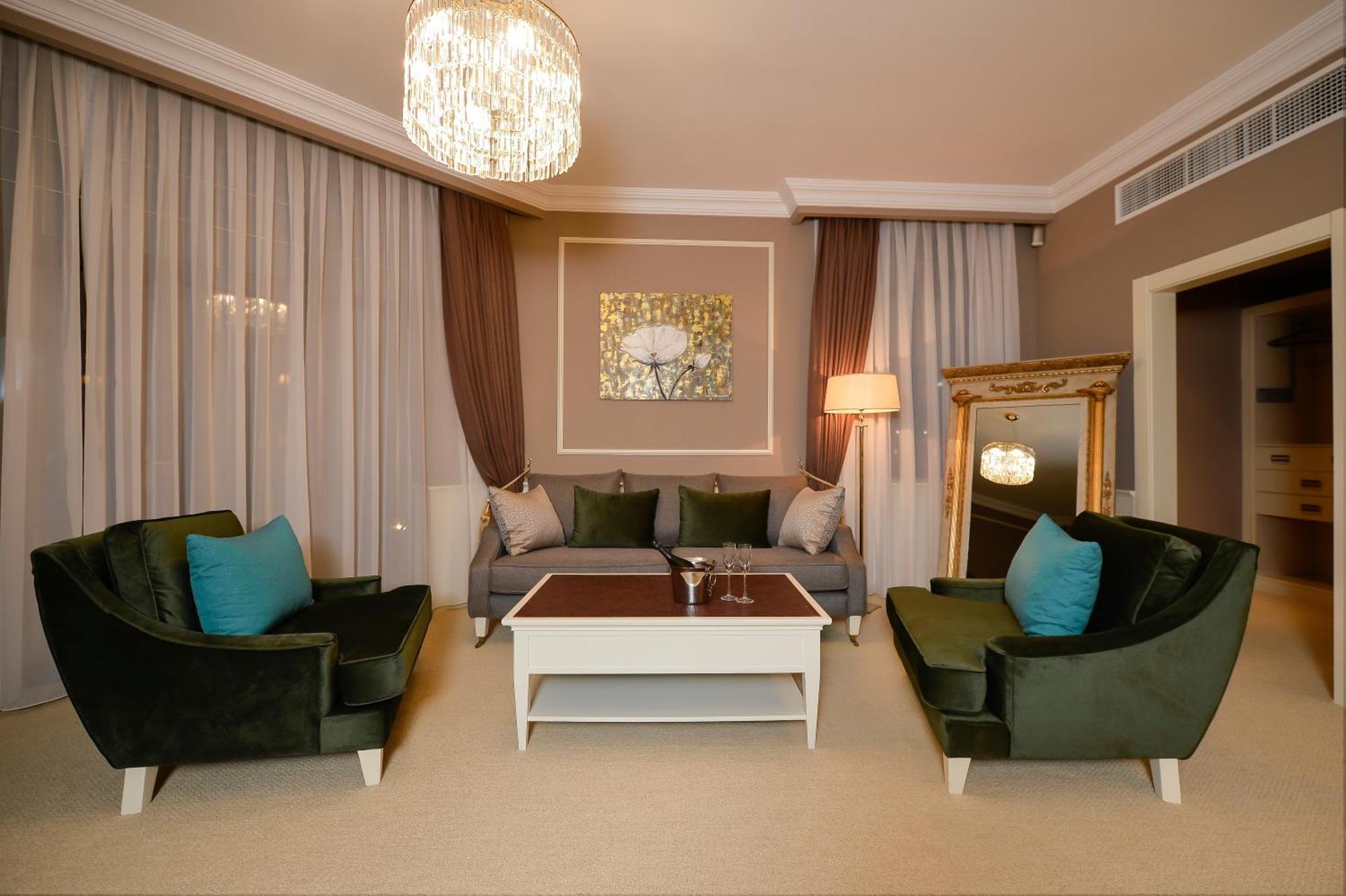 Royal Casino & Hotel Batoumi Extérieur photo